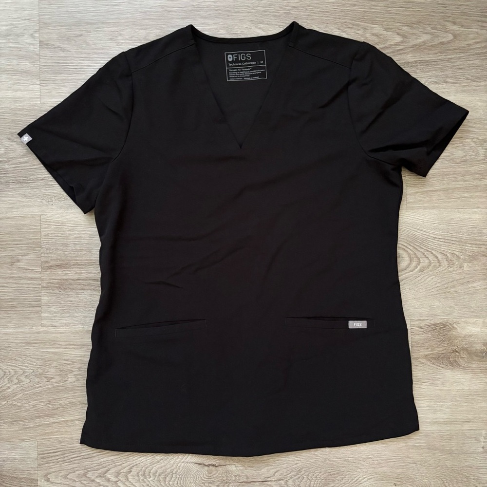 Figs Classic Black V-Neck Scrub Top